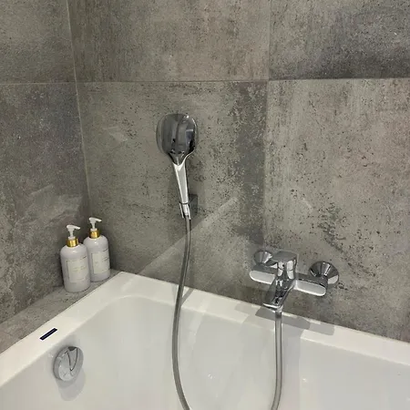 Apartment Modern Near To The Chopin's Airport Cybernetyki 2a