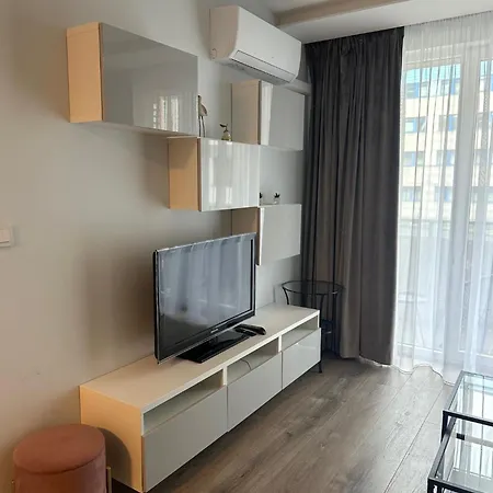 Apartment Modern Near To The Chopin's Airport Cybernetyki 2a *