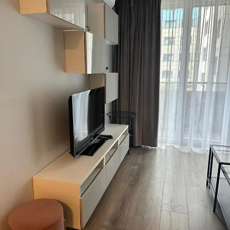 Apartment Modern Near To The Chopin's Airport Cybernetyki 2a