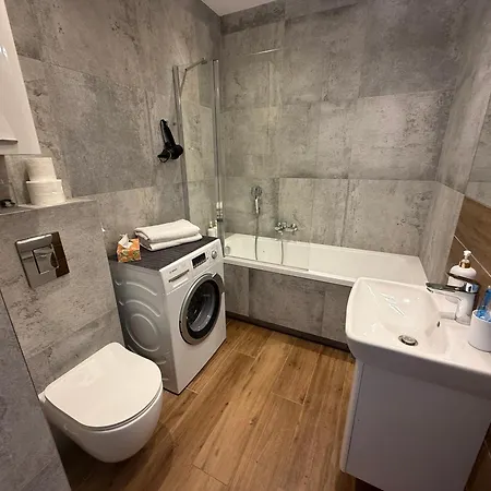 Apartment Modern Near To The Chopin's Airport Cybernetyki 2a Warsaw