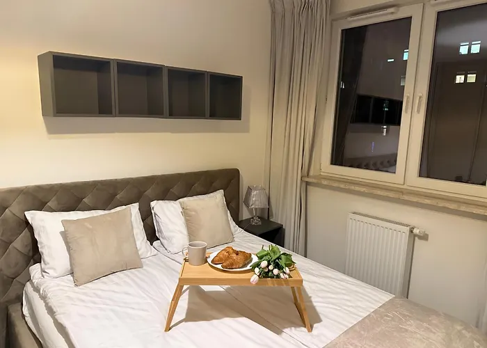 Apartamento Modern Near To The Chopin's Airport Cybernetyki 2a Varsóvia