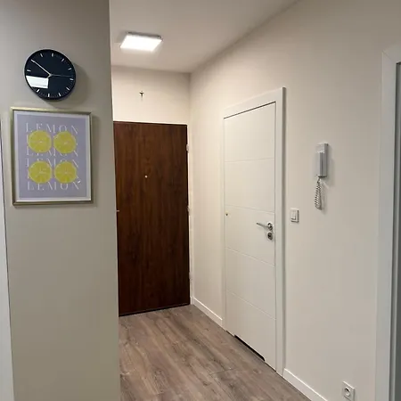 Modern Near To The Chopin's Airport Cybernetyki 2a Apartment Warsaw